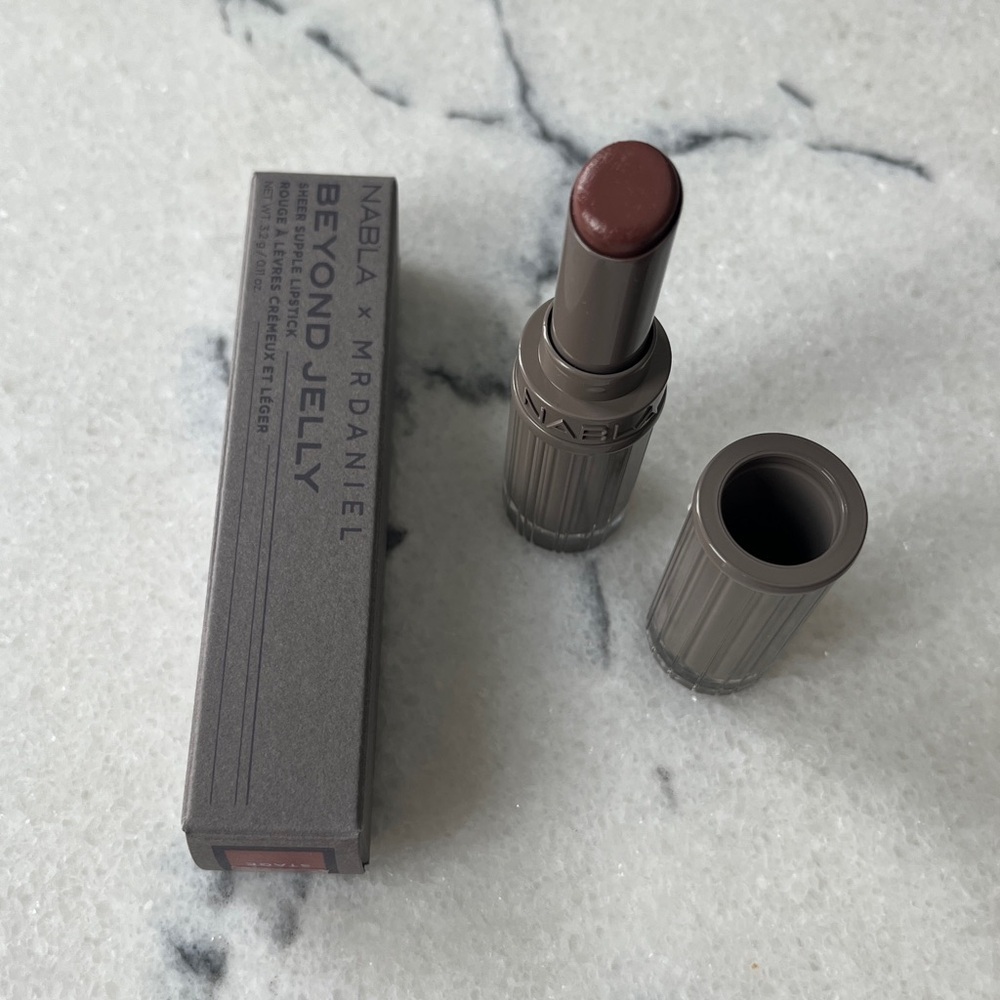 Nabla Cosmetics Beyond Jelly Lipstick - Nabla X MrDaniel in Stage - Picture 2 of 6